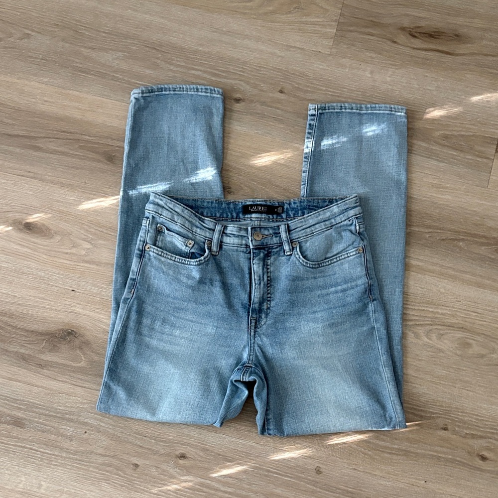 Lauren Ralph Lauren Black label Mid Rise Straight Leg Jeans in light Blue